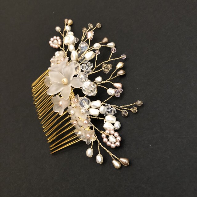 チェコパールと雪花ヘアコームの画像1枚目