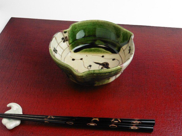 織部 洲浜向付 | iichi 日々の暮らしを心地よくするハンドメイドや