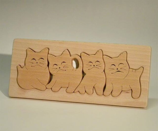 子猫木のパズル 四匹のスマイル子猫の画像1枚目