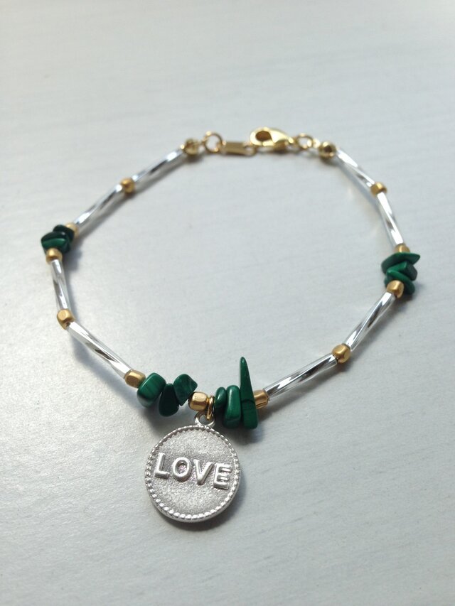 LOVEチャームブレスレットの画像1枚目
