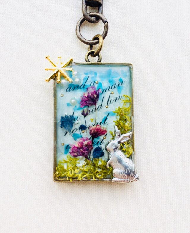 レジンｷキーホルダー ｳｻｷﾞ（涼の花房）