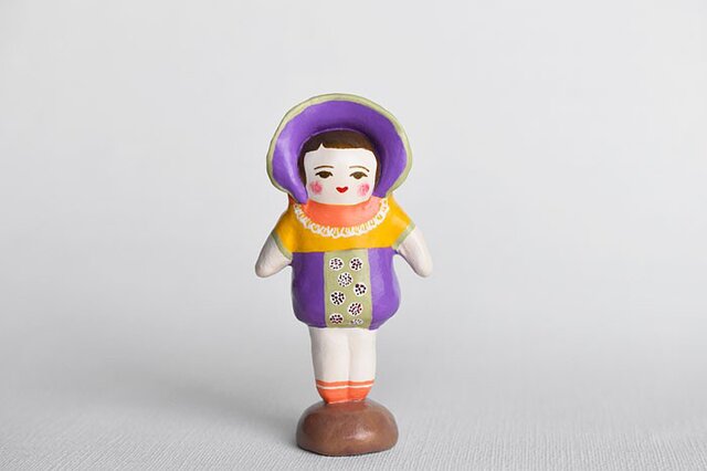 文化人形らしきひと(むらさきボンネット)の画像1枚目