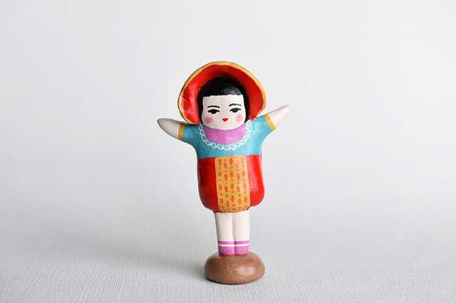 文化人形らしきひと(両手をひろげて!)の画像1枚目