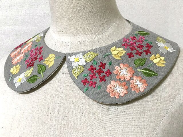 手刺繍の襟 手刺繍つけ襟（グレー） | iichi 日々の暮らしを心地よくする