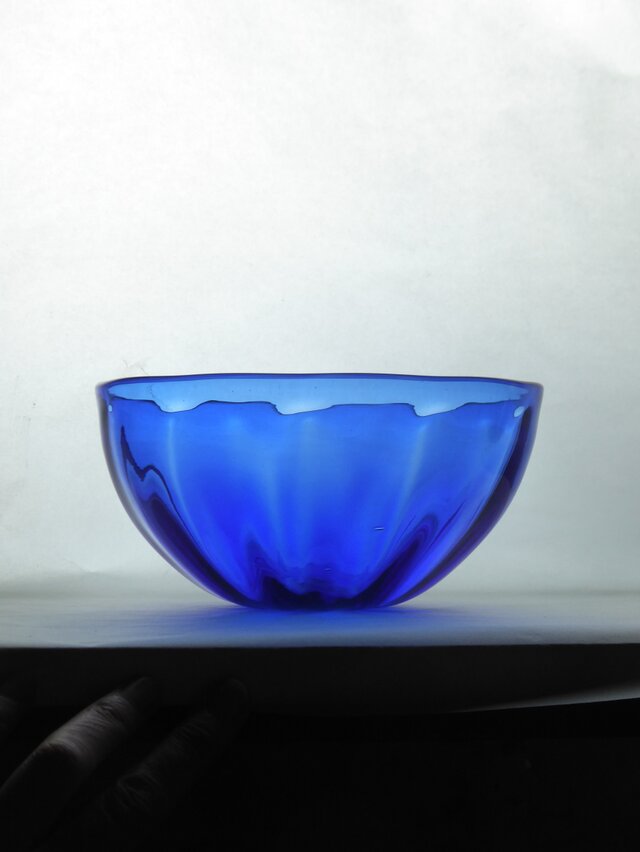 コバルトブルーのボウルの画像1枚目