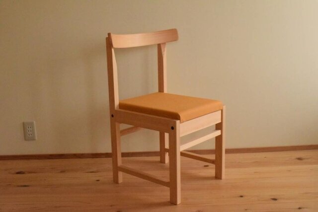 ヒノキの椅子 座面の帆布 キャメル色の画像1枚目