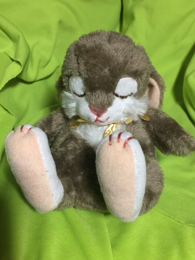 眠りウサギ(チャコールグレー)