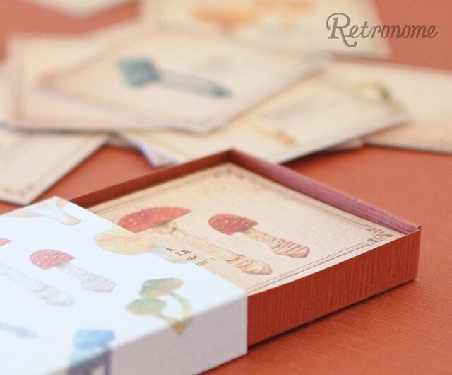 きのこの小さなメッセージカードBOXの画像1枚目