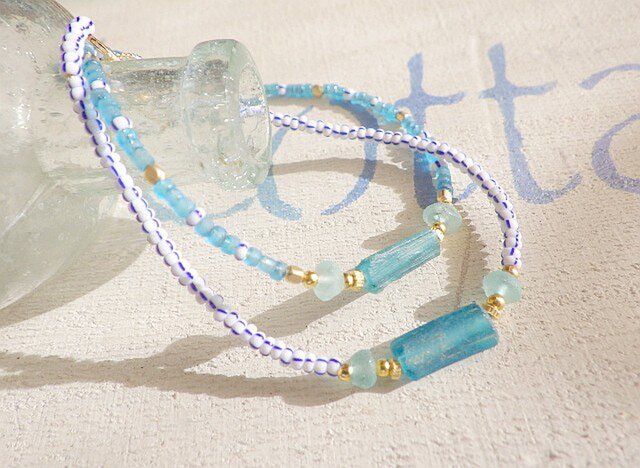 Roman glass seed beads bracelet ＊14kgf＊ iichi  日々の暮らしを心地よくするハンドメイドやアンティークのマーケットプレイス