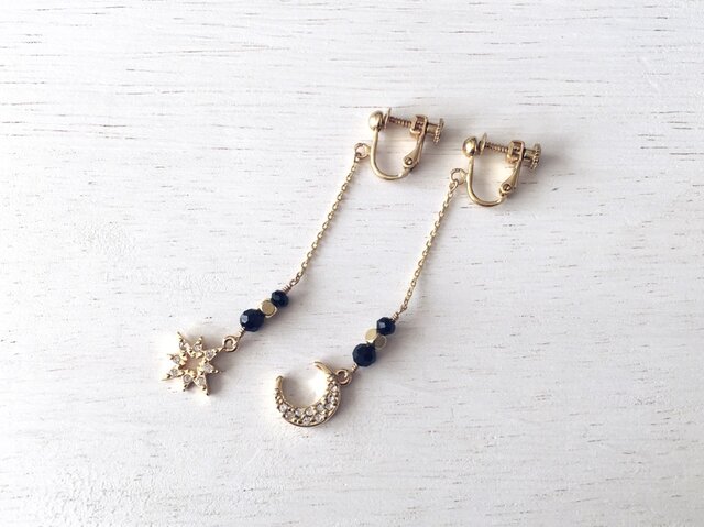 選べる金具 ★ Sparkling *Black / Earringsの画像1枚目