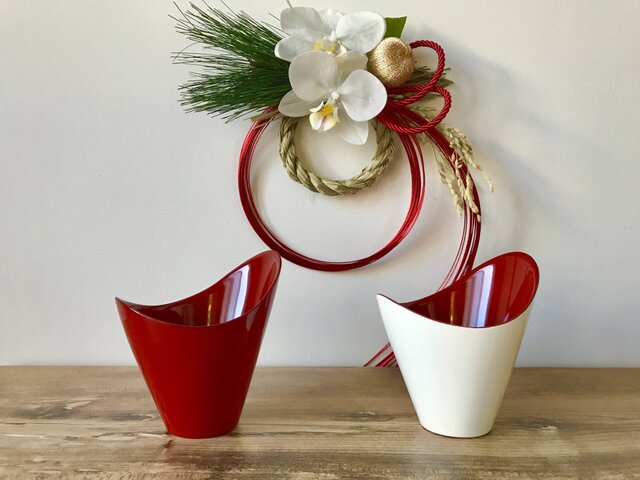 漆器カップ 2点セット(赤と白赤) 【FLOREPOLIE】 漆塗り モダンデザインの画像1枚目