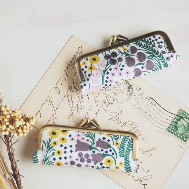 ■リバティプリントのがま口印鑑ケース / ベルフラワー・パープル■