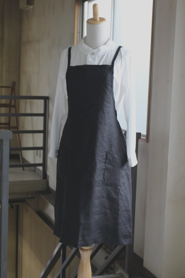 フレンチリネン＊サイドギャザー入りエプロン　ブラック