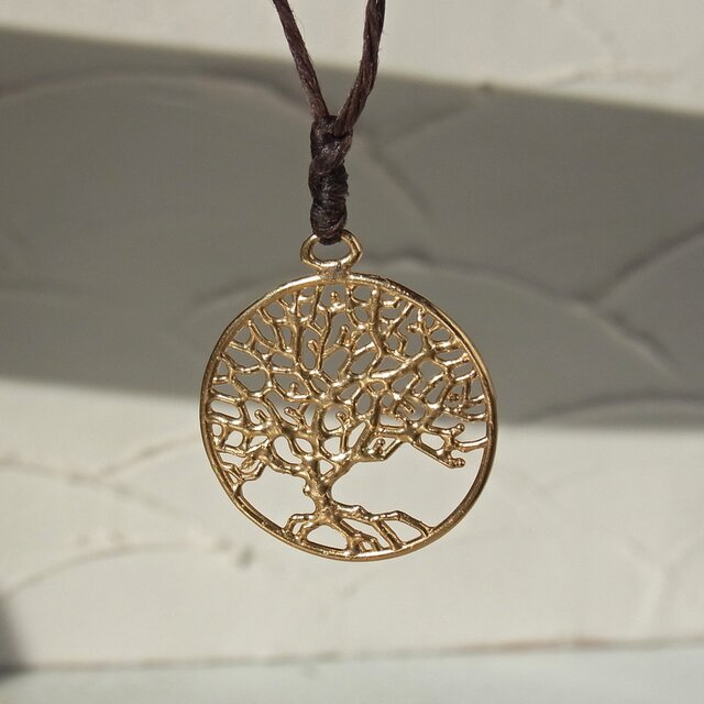 自然モチーフのペンダント Nature Coin Pendant