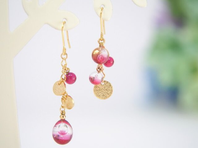 アシンメトリーピアス ピンクの画像1枚目