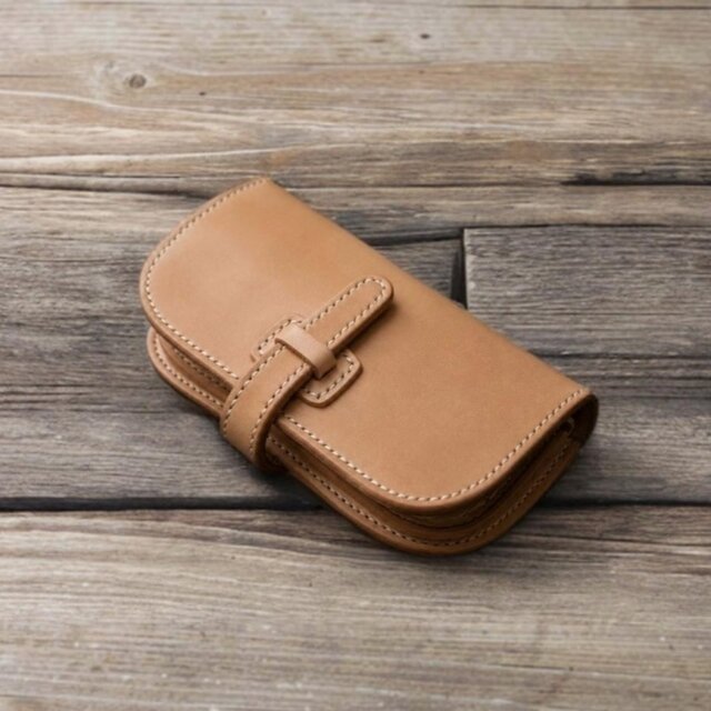 putiページシンプル長財布本革手縫い 本革手縫いの谷型長財布【受注製作】 | iichi 日々の暮らしを心地よく