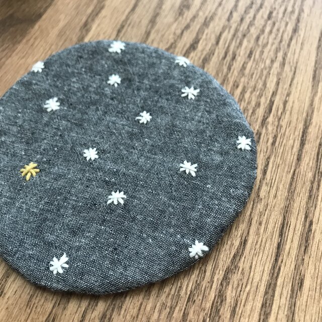 刺し子コースター 星 〈丸〉の画像1枚目