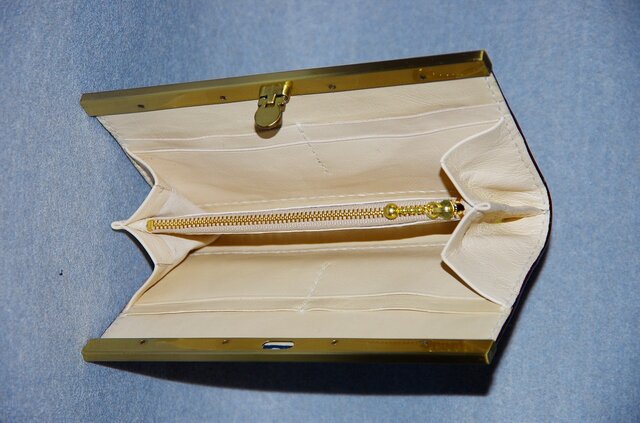 文鎮口金の長財布 青 | iichi 日々の暮らしを心地よくする