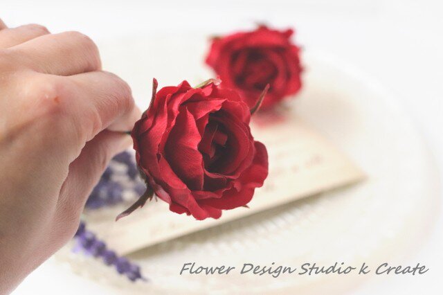 フラメンコ フローレス 花飾り 発表会に 赤い薔薇のuピン 1本 Iichi ハンドメイド クラフト作品 手仕事品の通販