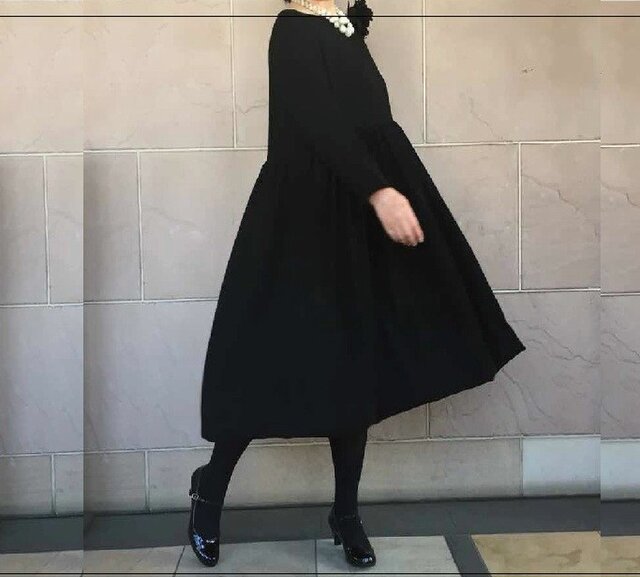 ダークブラック お出かけワンピコサージュ付 受注製作の画像1枚目