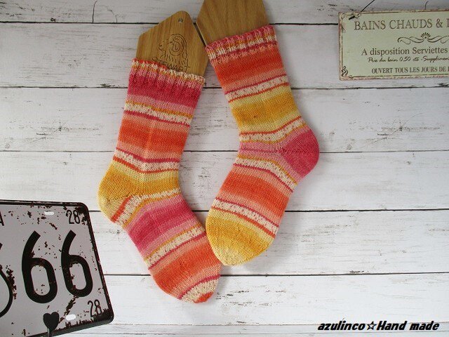 手編みソックス 冷え対策 Opal Colors in Love 9516の画像1枚目