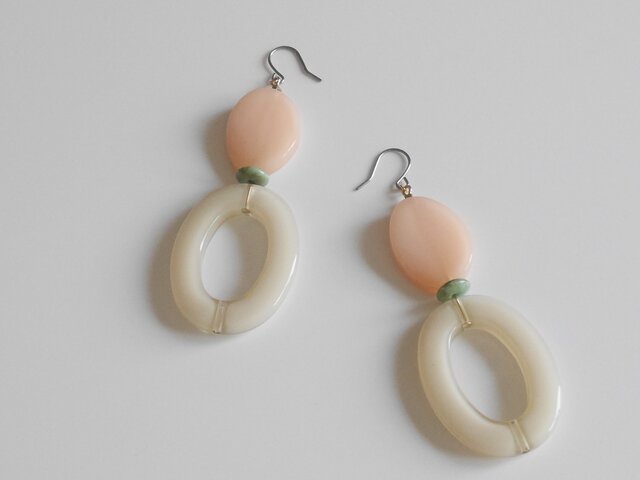 アクリルパーツピアス 2の画像1枚目