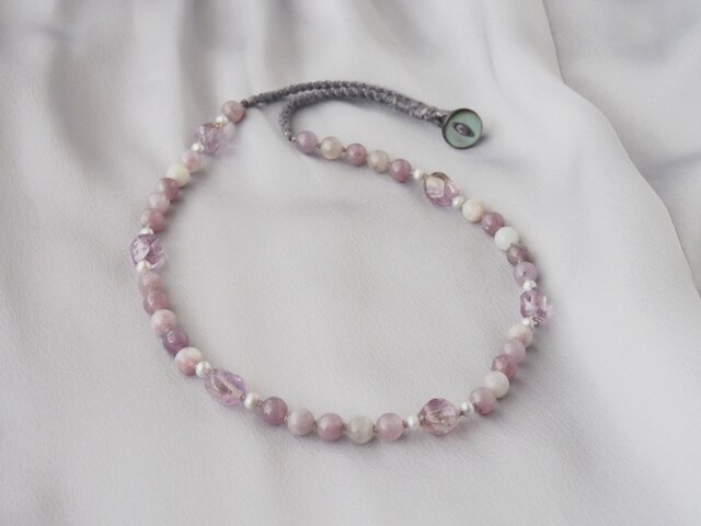 Pale Purple Necklaceの画像1枚目