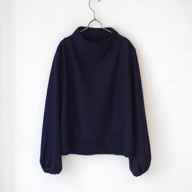ウールミニブークレ ビルドネックパフスリーブプルオーバー "navy"の画像1枚目