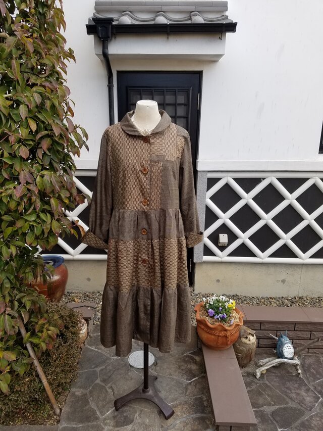 着物リメイク　手作り　大島紬　3段　ティアードコートドレス