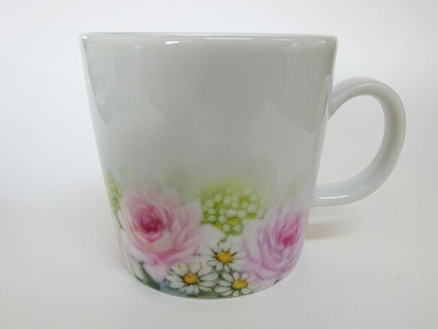 花のマグカップA(手描き)の画像1枚目