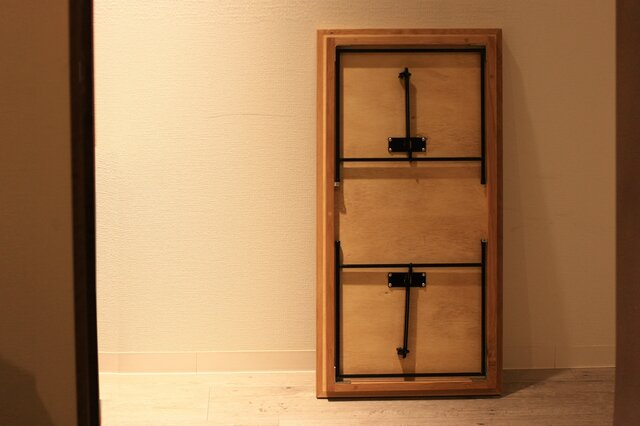 オーク材ヘリンボーン アイアン折り畳みテーブル | iichi 日々の暮らし