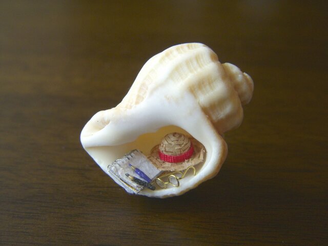 貝がら ミニチュア 麦わら帽子の画像1枚目