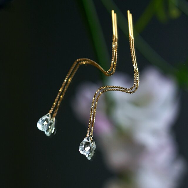 ライトカラーグリーンアメジストのペアシェイプカットチェーンピアス ~Janeの画像1枚目