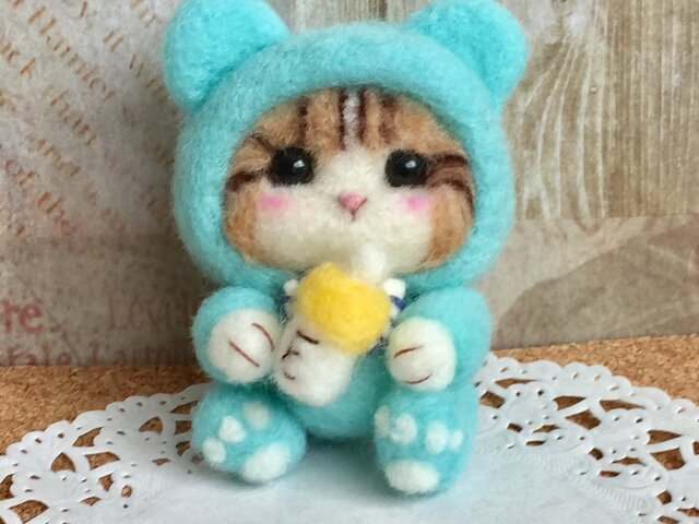 羊毛フェルト ふにゃんこのオーダー受付ページ 羊毛フェルト 寒がり にゃんこ と 羊さん | iichi 日々の暮らしを