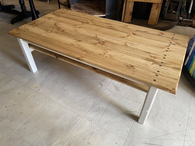 カントリー　ローテーブル hotaru カントリー ローテーブル 机 リビング 棚付 無垢材 天然