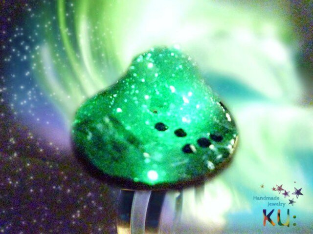 蓄光〕氷河の青の洞窟 リングの画像1枚目
