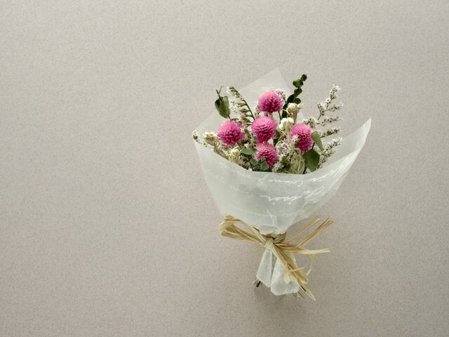 pommeさま売約済み　二股かんざし〈Bouquet・秋色ブーケ・盛り〉 千日紅petitブーケ | iichi 日々の暮らしを心地よくするハンドメイドや