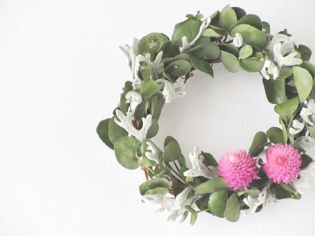 ユーカリと千日紅リース ユーカリと千日紅のリース - naturalflowers | minne byGMO