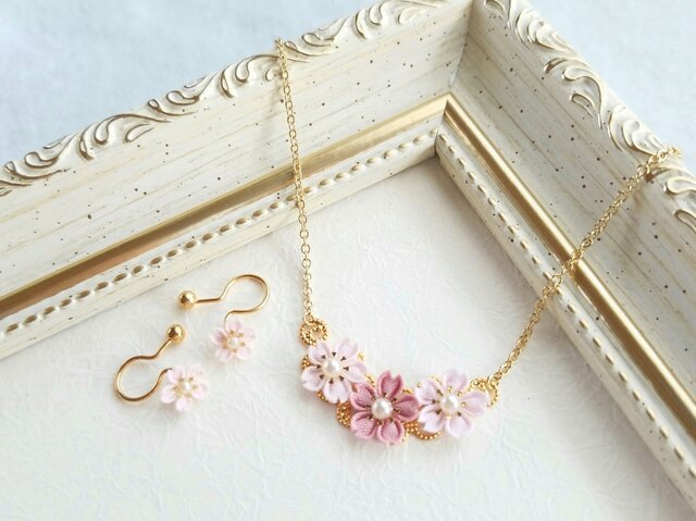 桜結びネックレス mini （ つまみ細工＊受注制作 ） | iichi 日々の