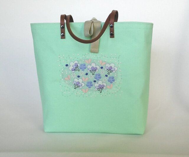 刺繍入り帆布トートバッグ 花の森 ミントグリーンの画像1枚目
