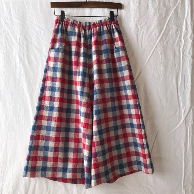 可愛いチェックのロングキュロット（フレンチマリン）