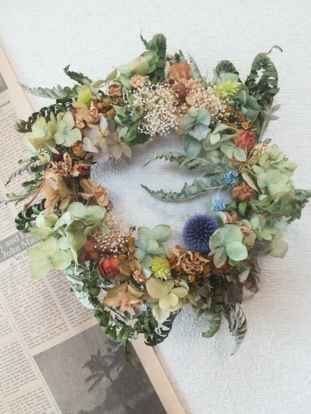 送料無料]アンティークなドライフラワーリース◇レザーファンと