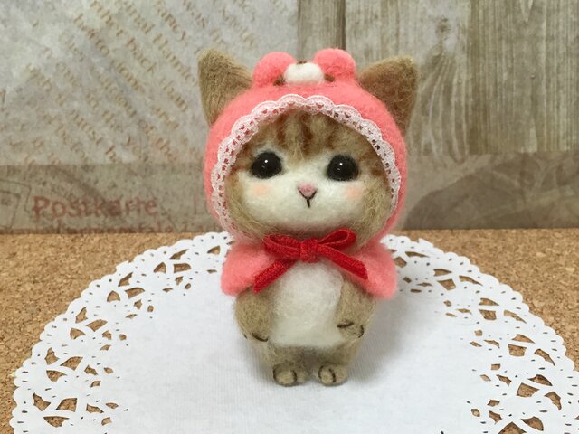 羊毛フェルト 赤ずきんちゃん？ くまずきんちゃん にゃんこ