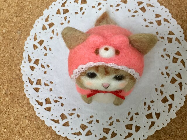 羊毛フェルト 赤ずきんちゃん？ くまずきんちゃん にゃんこ | iichi
