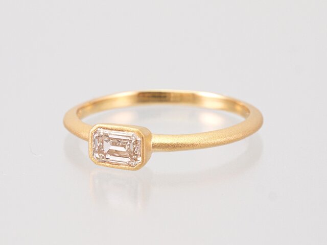 Diamond Ring / Emerald cutの画像1枚目