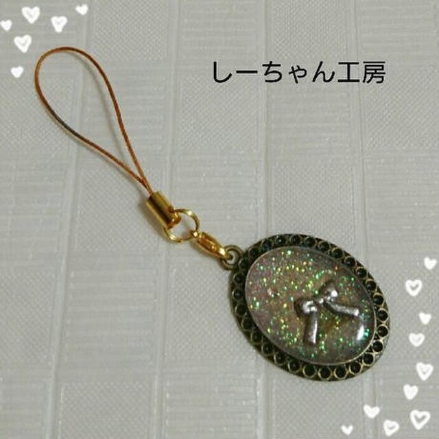 送料込*6-③ レジンストラップの画像1枚目