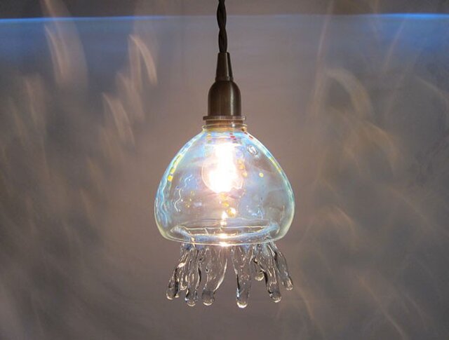 耐熱ガラスランプシェード くらげ～ | iichi 日々の暮らしを心地よく