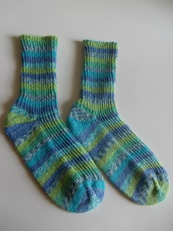 春夏用手編み靴下【ラナ　グロッサ8336】