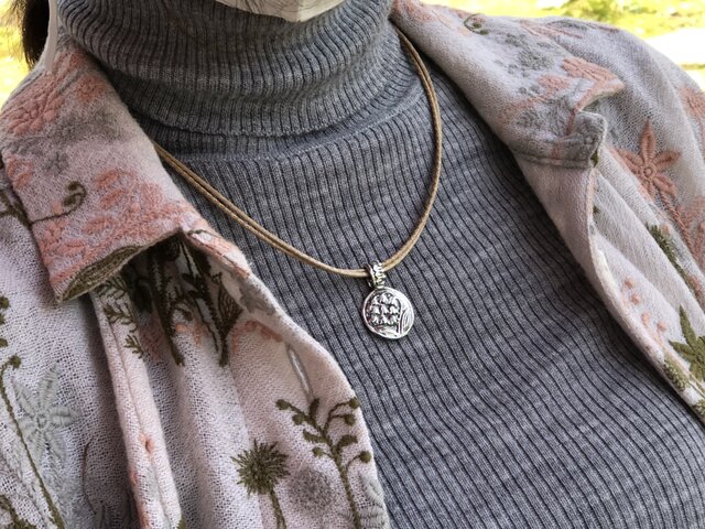 【D】フランスアンティーク　レアカラー♡　すずらん　ペンシル　ペンダント Pure Silver すずらんペンダントラウンド大チェーン無し | iichi 日々