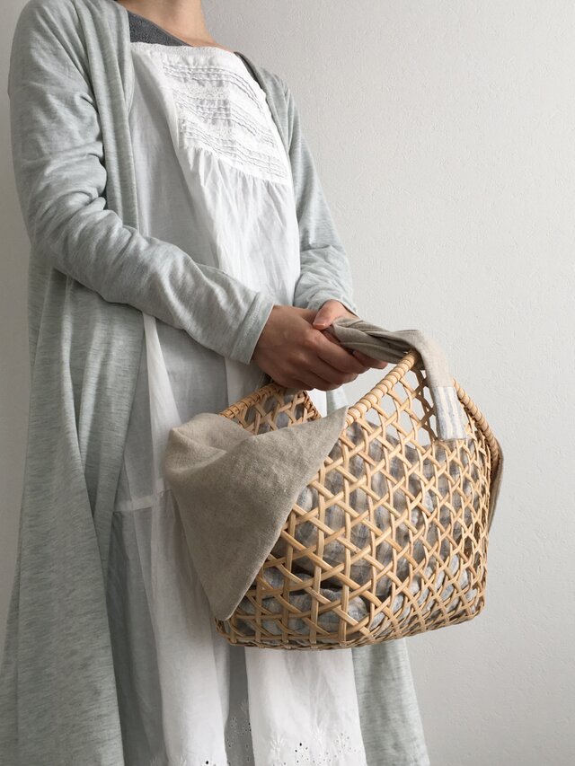 受注製作商品*六角透かし編みのカゴバッグ(ブルー)の画像1枚目